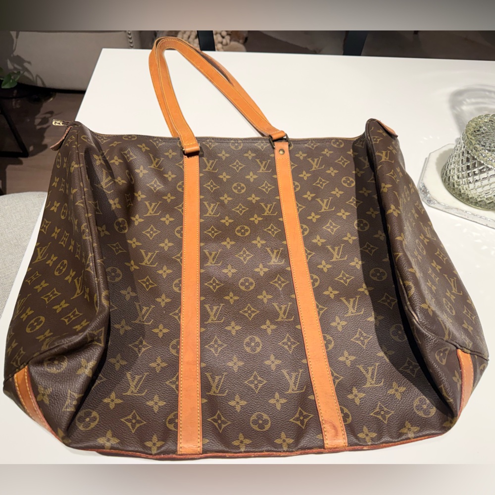 Louis Vuitton Women's Monogram Canvas Sac Flanerie